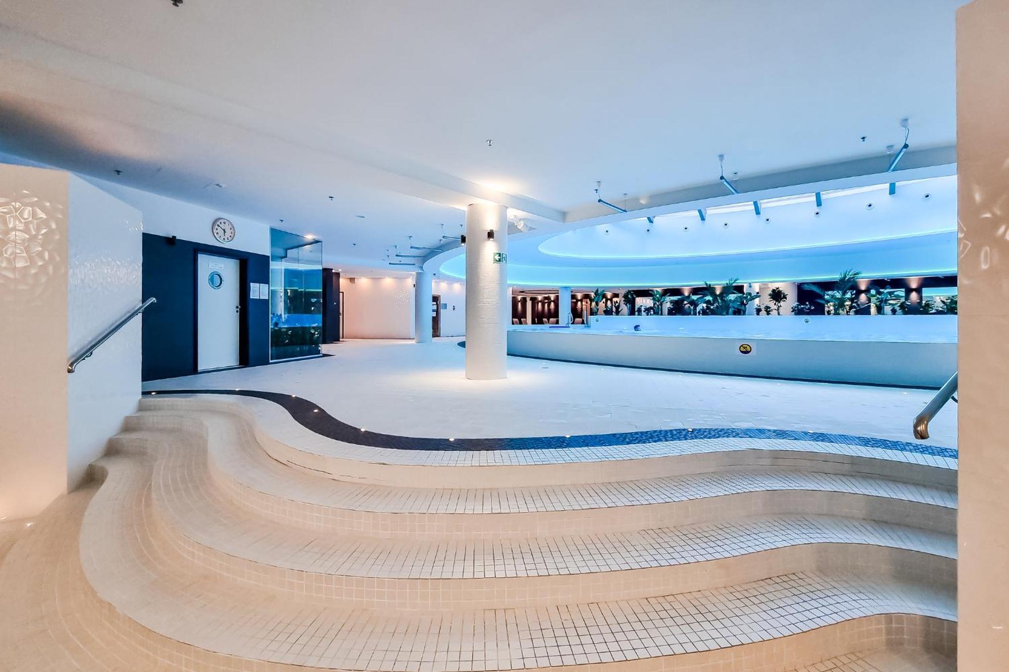 Hanza Tower Apartment No. 533 - 5Th Floor, Balcony, Swimming Pool Stettino Esterno foto